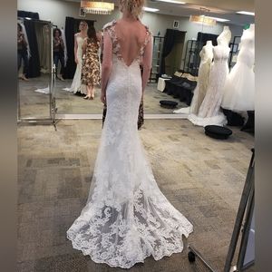 Wedding dress Essense Of Australia